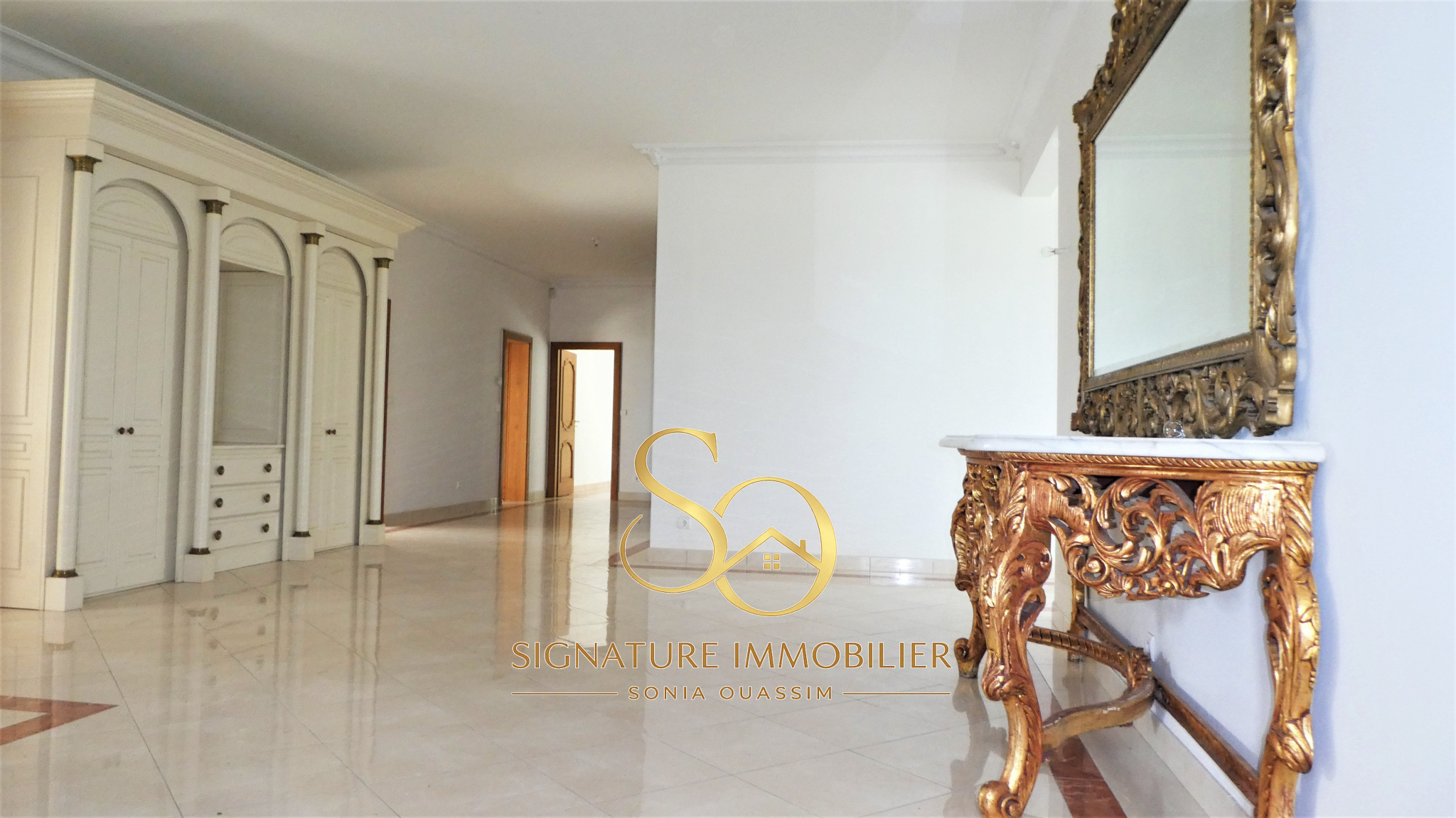 Commerce à vendre à Epernay, 620 m², 12 pièces – photo 2 sur 16